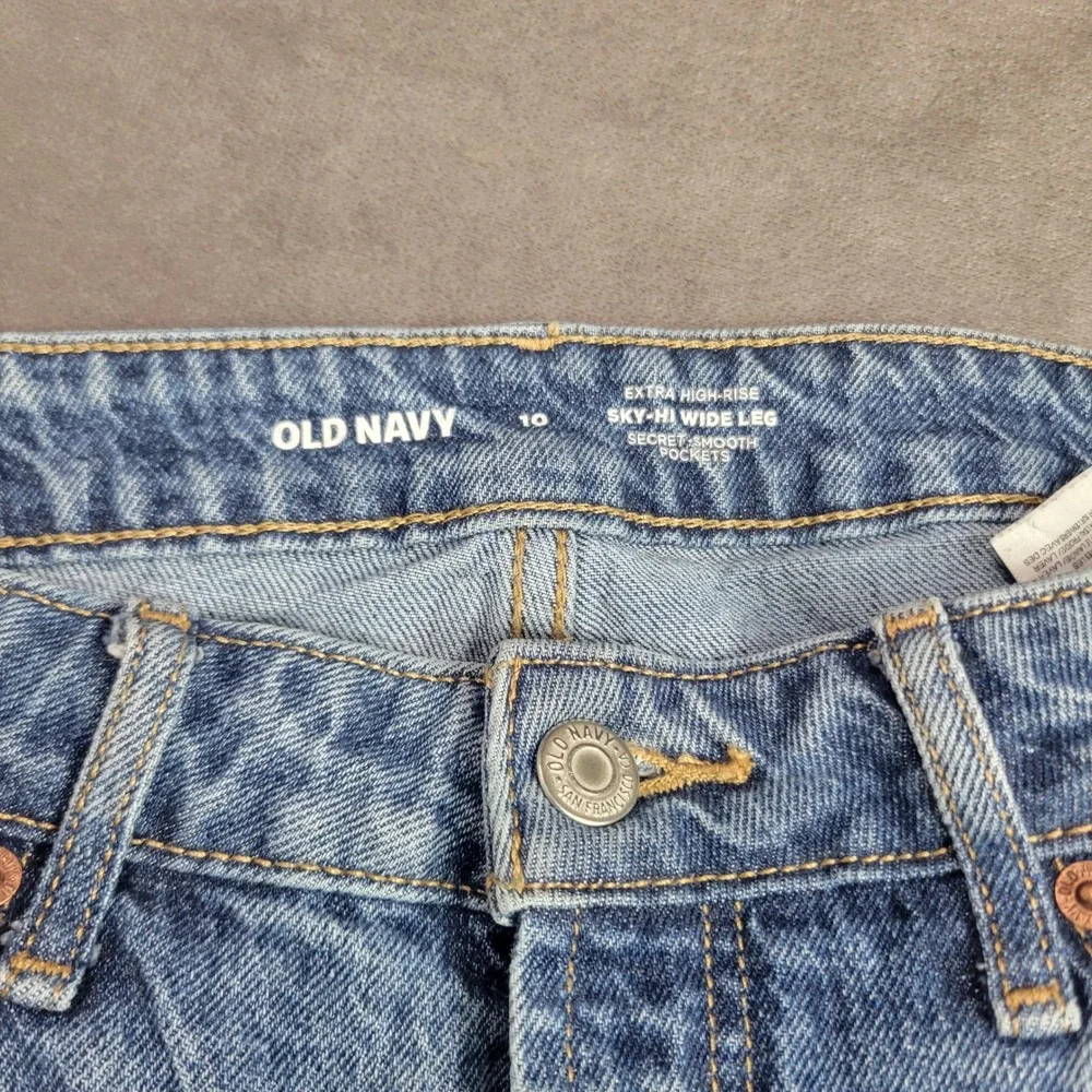 Old Navy Sky-Hi Wide Leg Jeans Womens 10 Extra High‎ Rise Distressed Blue Kiera